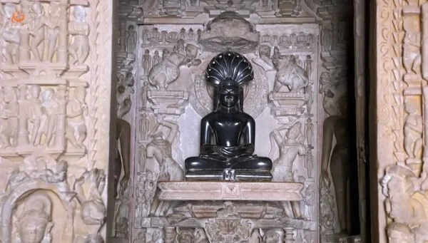 Parsvanath-Temple-600x341 - Copy